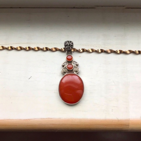 Vintage Jewelry - Sterling vintage, carnelian necklace